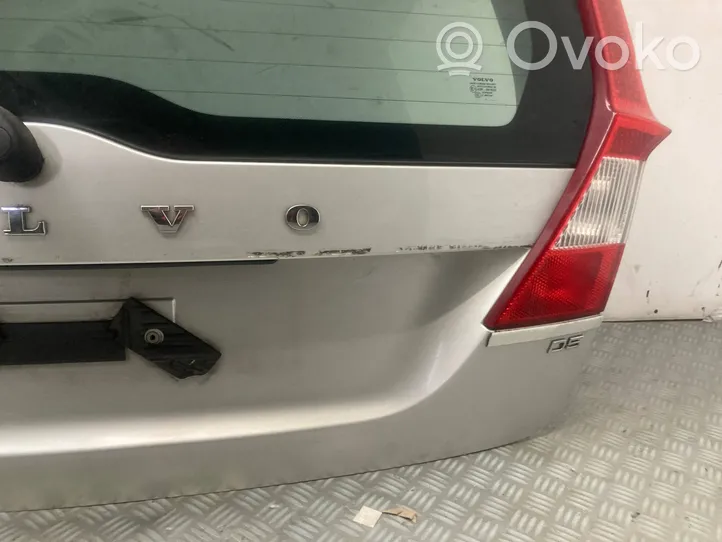 Volvo V70 Tylna klapa bagażnika 