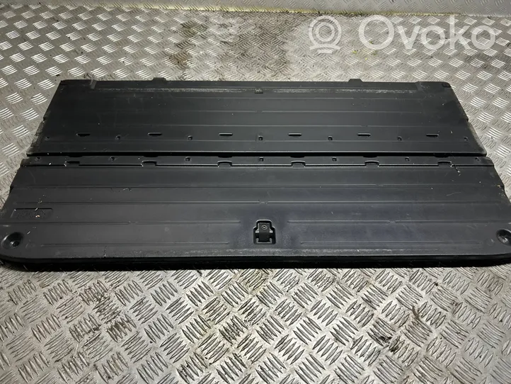 Toyota RAV 4 (XA30) Doublure de coffre arrière, tapis de sol 58410-42030