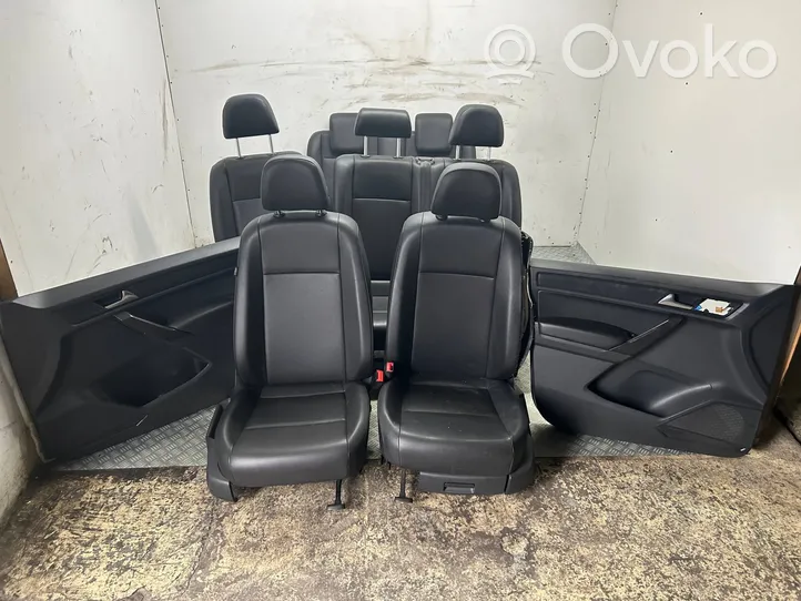 Volkswagen Caddy Set di rivestimento sedili e portiere 