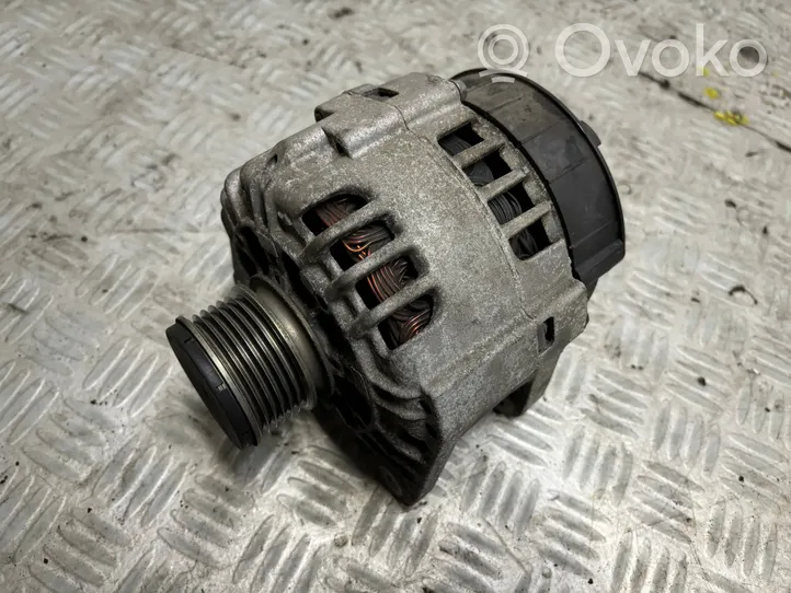 Dacia Logan VAN Alternador 8200537415B