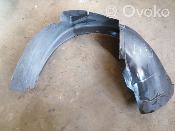 Audi A4 S4 B5 8D Rivestimento paraspruzzi passaruota anteriore 