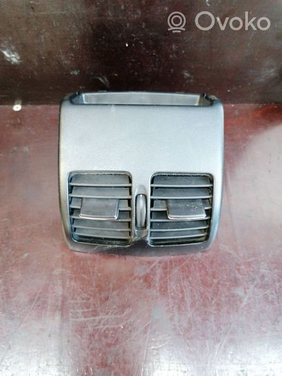 Mercedes-Benz C W204 Grille d'aération arrière A2048300954