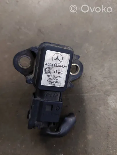 Mercedes-Benz ML W164 Capteur de pression d'air A0041538428