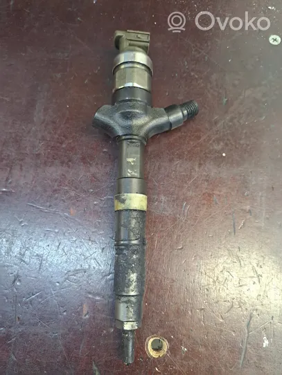 Toyota Corolla Verso E121 Injecteur de carburant 236700G010