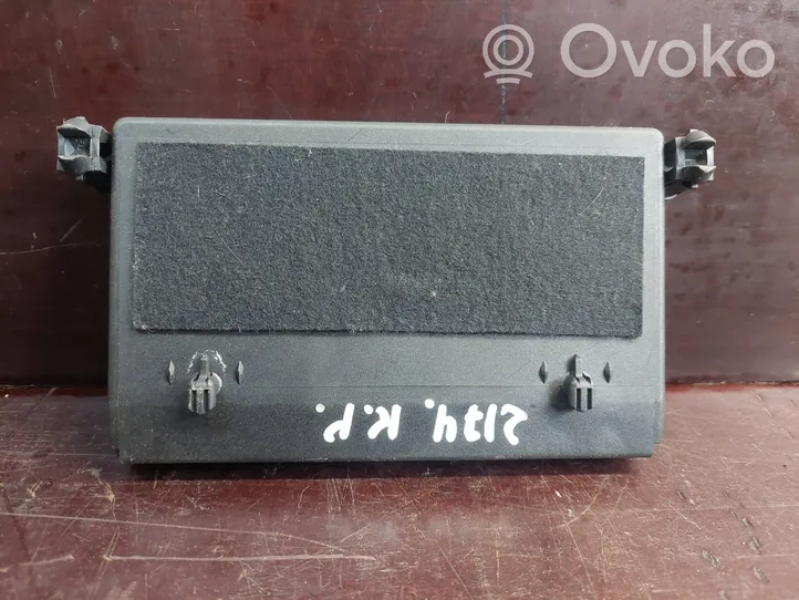 Mercedes-Benz C W203 Door control unit/module 2038201585