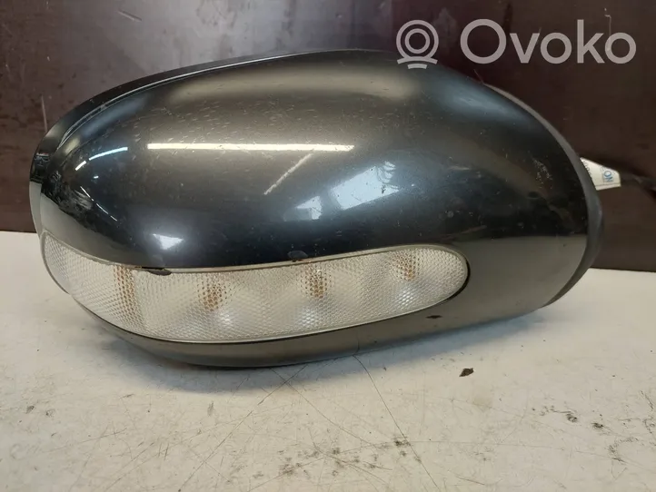 Mercedes-Benz C W203 Front door electric wing mirror 