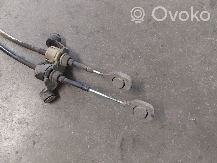 Opel Meriva A Gear shift cable linkage 