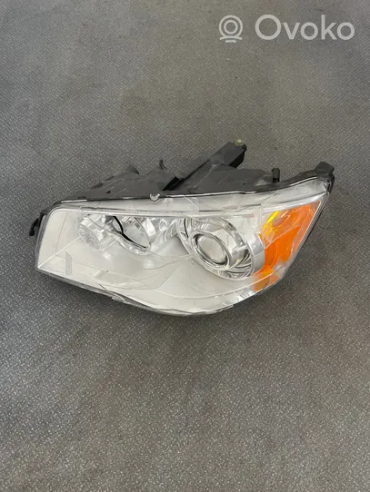 Dodge Grand Caravan Lampa przednia 05113335AD