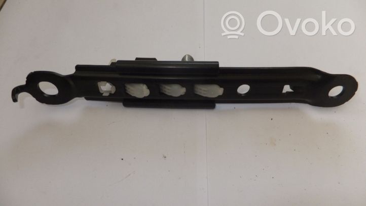 Toyota Land Cruiser (J200) Motorino di regolazione delle cinture di sicurezza TOYOTAE563003