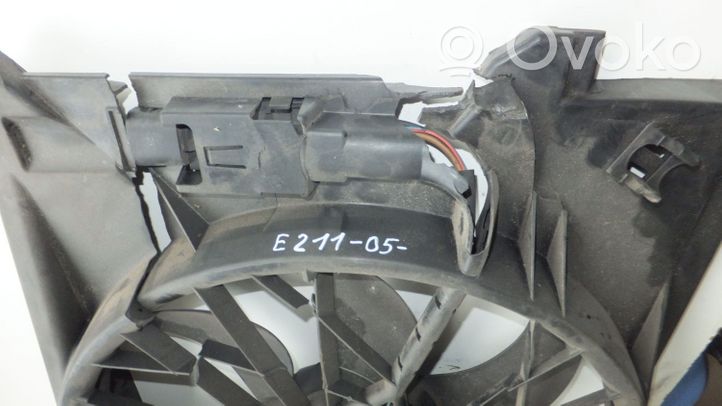 Mercedes-Benz E W211 Ilmastointilaitteen kondenssipuhallin (A/C) A2115000593