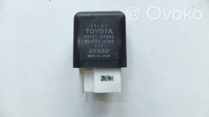 Toyota Land Cruiser (J100) Altri relè 9098704002