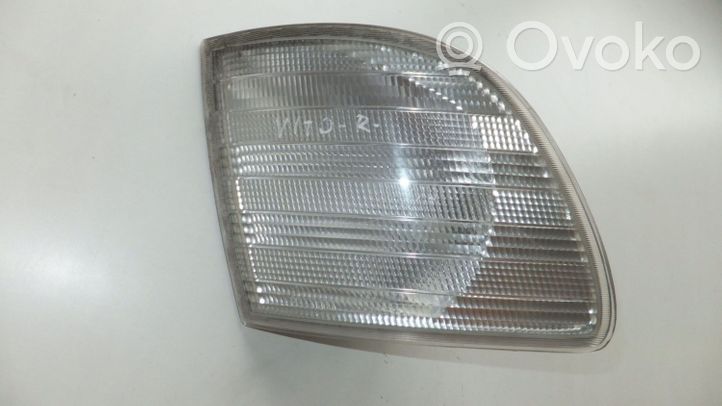 Mercedes-Benz Vito Viano W638 Piloto intermitente delantero 6388200921