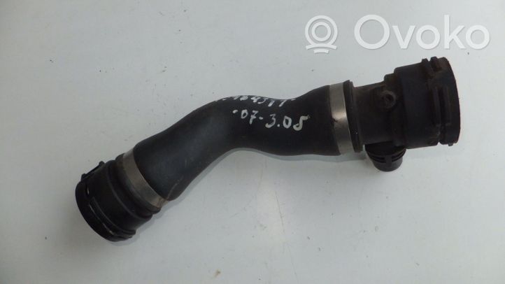 BMW 5 E60 E61 Tubo flessibile del liquido di raffreddamento del motore 7531579