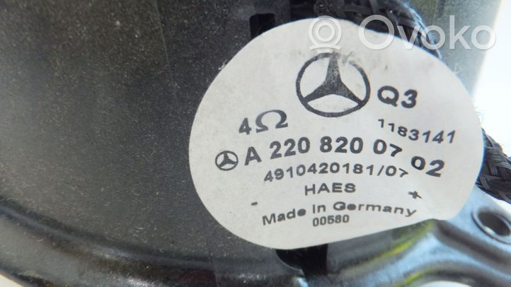 Mercedes-Benz S W220 Skaļrunis (-i) pakaļējās durvīs 2208200702