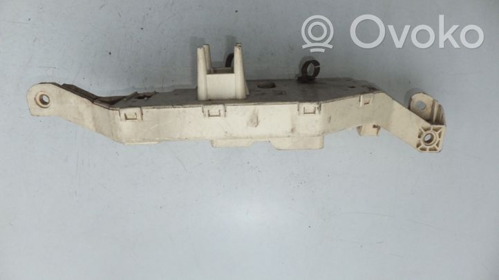 Toyota Land Cruiser (J100) Module de fusibles 