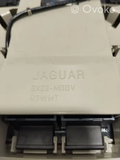 Jaguar XJ X351 Inne oświetlenie wnętrza kabiny 8X23MBBV