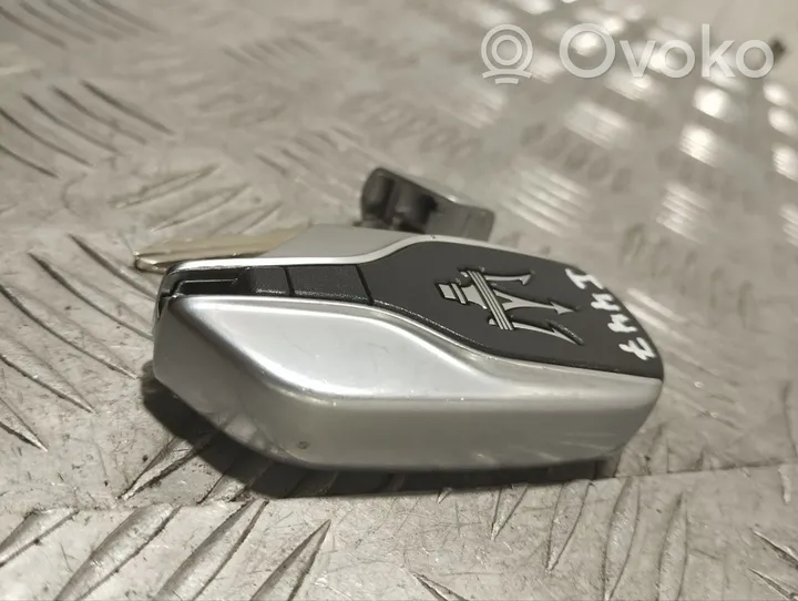 Maserati Levante Zündschlüssel / Schlüsselkarte 