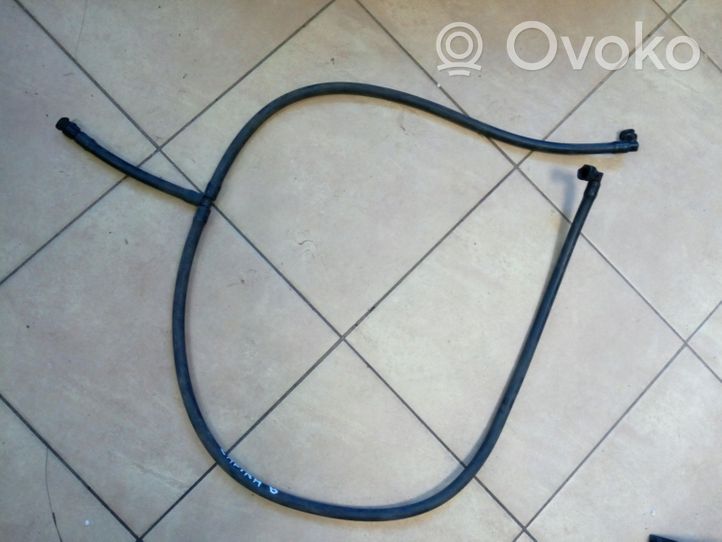 Opel Zafira B Windshield washer fluid hose 13145536