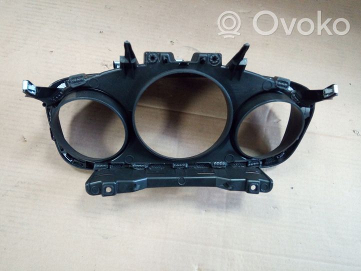 Renault Megane IV Element deski rozdzielczej 682646951R