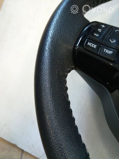 Toyota Yaris Steering wheel 