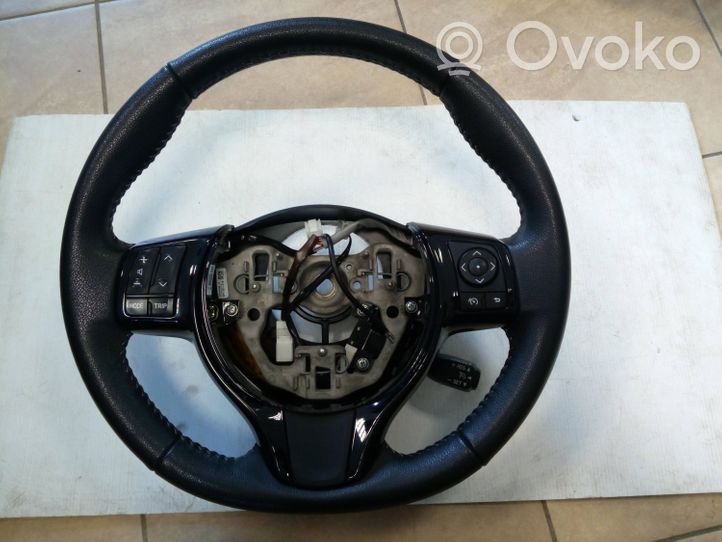 Toyota Yaris Steering wheel 