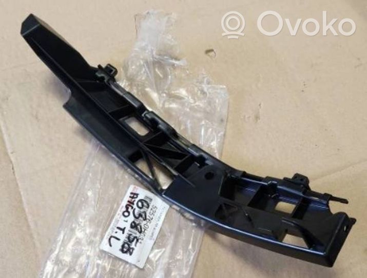 Toyota Aygo AB40 Support de pare-chocs arrière 52576-0H031