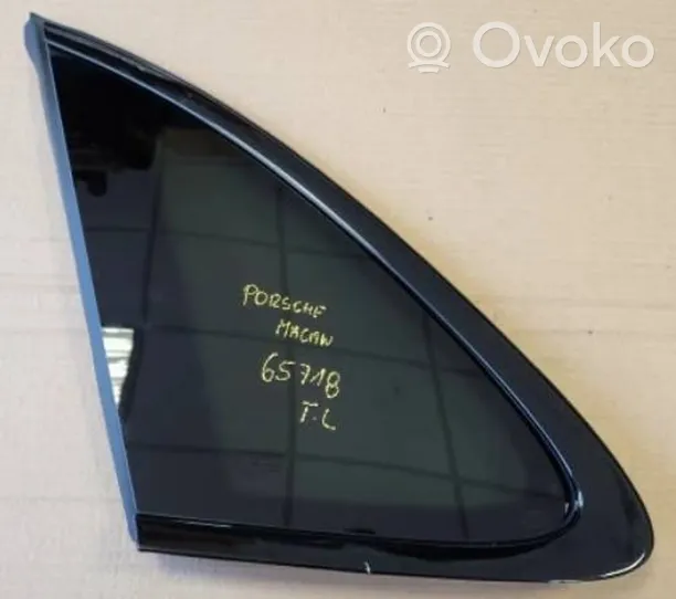 Porsche Macan Rear side window/glass 95B845297