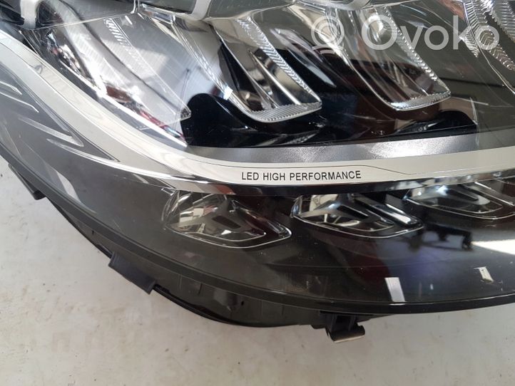 Mercedes-Benz C AMG W205 Lampa przednia A2059062206