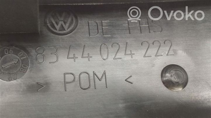 Volkswagen Polo IV 9N3 Rivestimento in plastica cornice della leva del cambio 