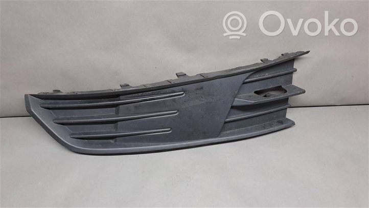 Skoda Fabia Mk3 (NJ) Grille antibrouillard avant 6V0807367