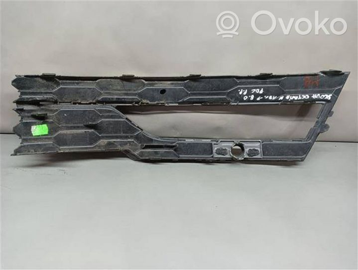 Skoda Octavia Mk4 Cache de protection inférieur de pare-chocs avant 5E3807681C