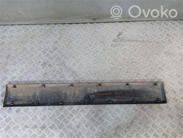 Fiat Ducato Takaoven lista (muoto) 1308128070