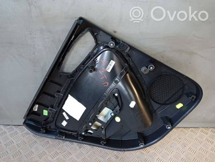 Audi A1 Apšuvums aizmugurējām durvīm 8X4867318