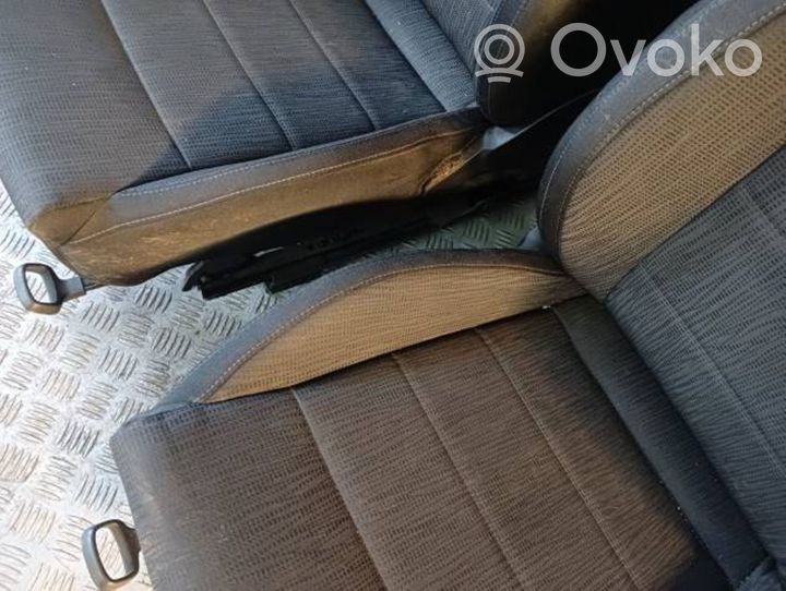 Skoda Superb B8 (3V) Garnitures, kit cartes de siège intérieur avec porte 