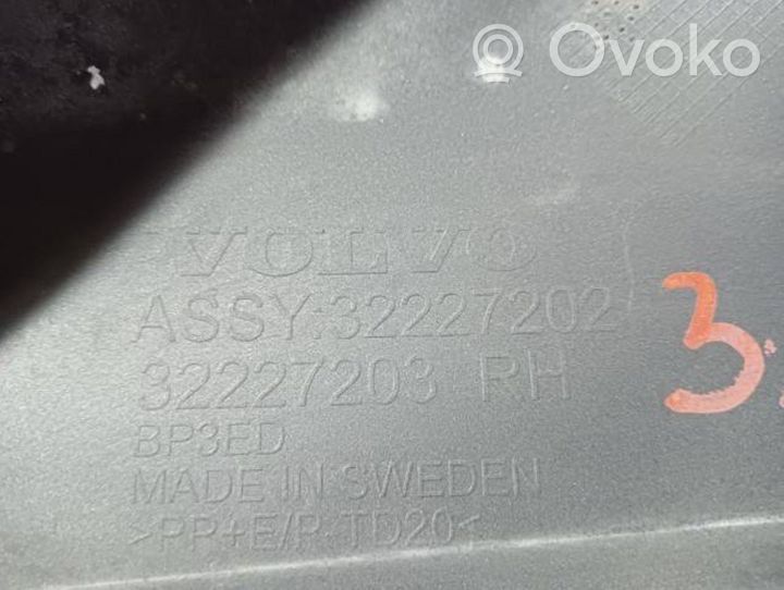 Volvo V90 Cross Country Rivestimento passaruota anteriore 32227203