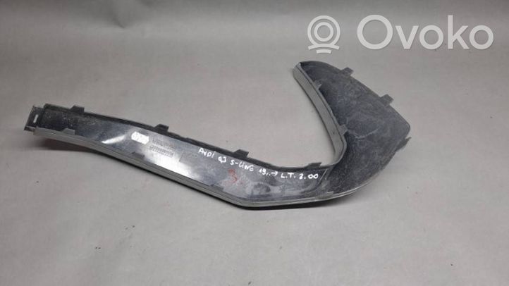 Audi RS Q3 Modanatura della barra di rivestimento del paraurti anteriore 83F807967