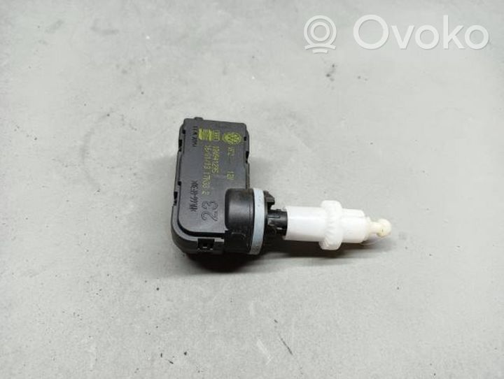 Volkswagen PASSAT B7 Headlight level adjustment motor 1Q0941295