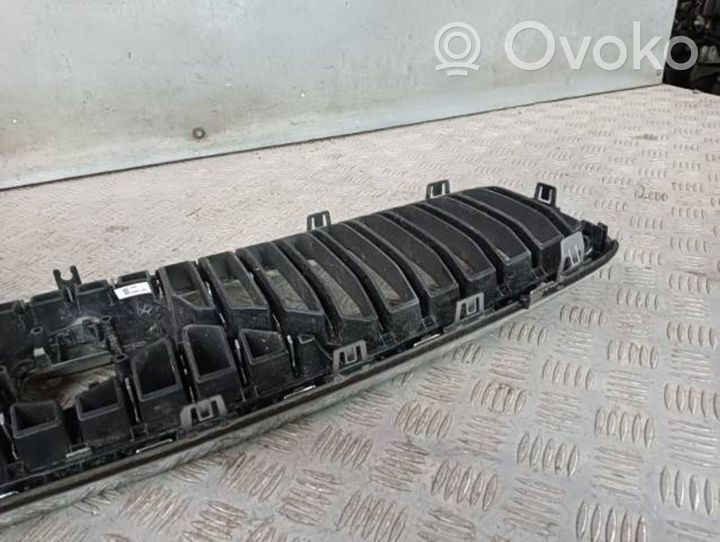 Volvo S90, V90 Maskownica / Grill / Atrapa górna chłodnicy 32234068