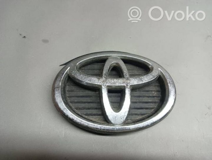 Toyota Avensis T250 Mostrina con logo/emblema della casa automobilistica 7531105030