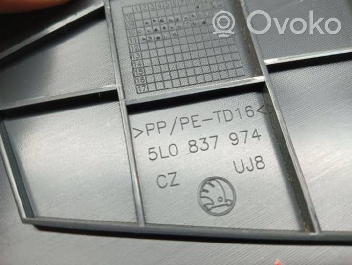 Skoda Yeti (5L) Obudowa lusterka zewnętrznego drzwi przednich 5L0837974