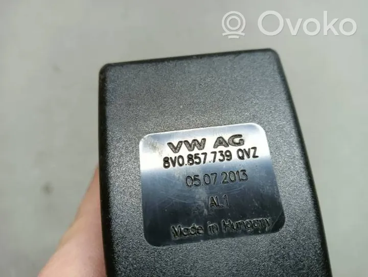 Audi A3 S3 8V Boucle de ceinture de sécurité arrière 8V0857739