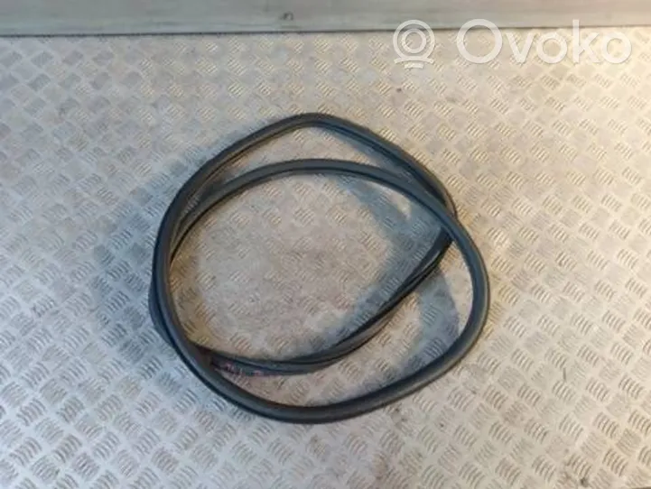 Skoda Octavia Mk3 (5E) Rear door rubber seal (on body) 5E9867368