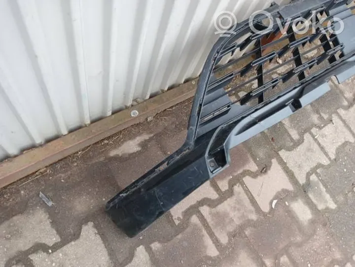 Renault Captur Kratka dolna zderzaka przedniego 620260503R