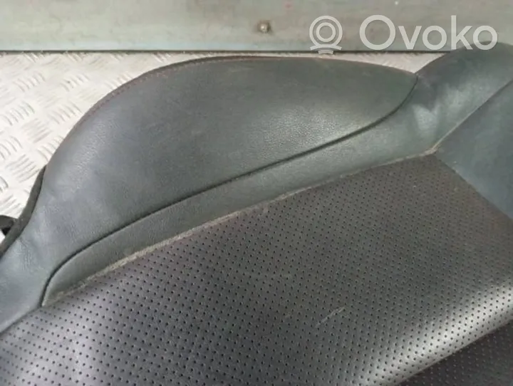 Nissan Juke I F15 Rivestimento sedile 