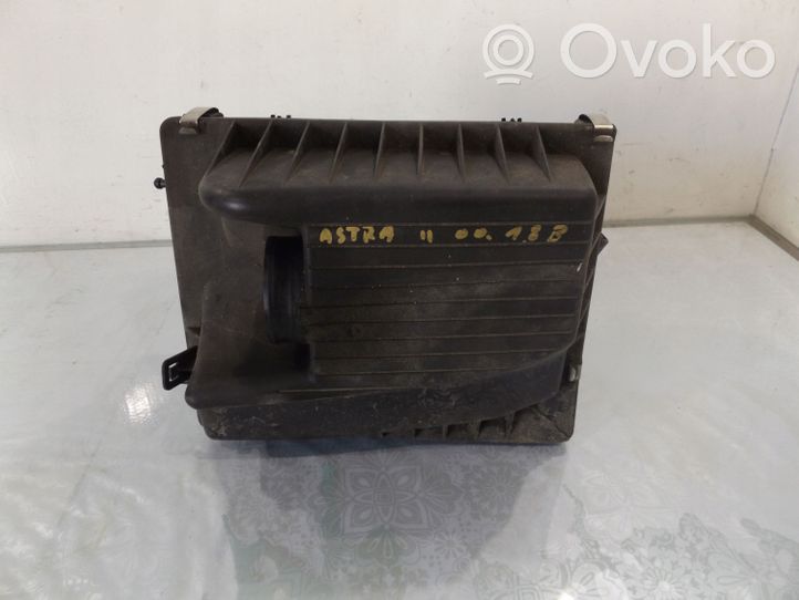 Opel Astra G Air filter box 