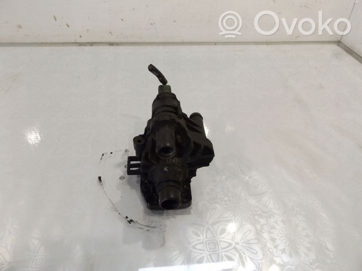 Ford Focus C-MAX Thermostat/thermostat housing 