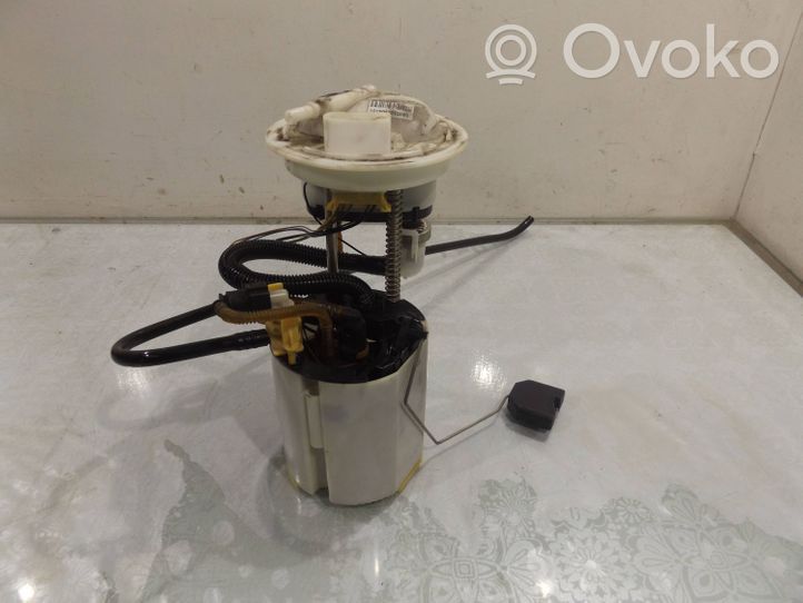 Volkswagen PASSAT B6 Webasto auxiliary heater fuel pump 