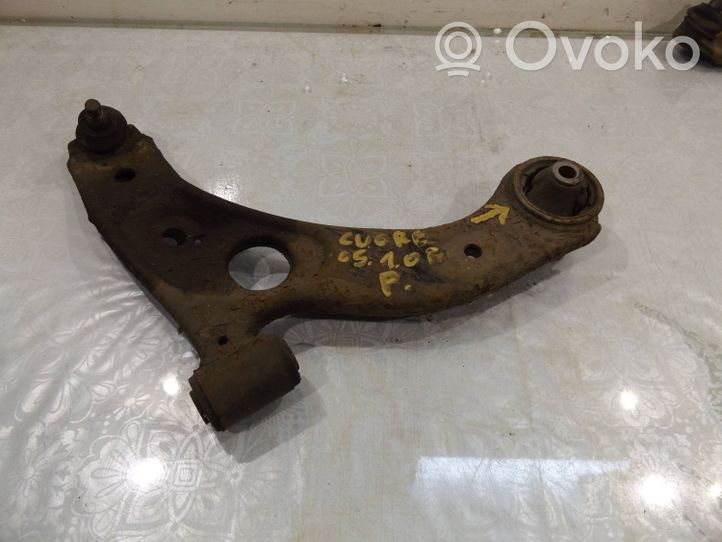 Daihatsu Cuore Triangle bras de suspension inférieur avant 