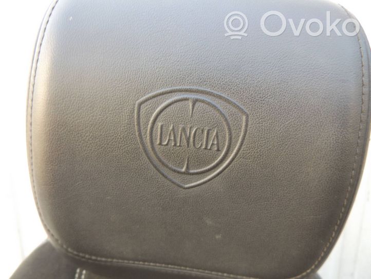 Lancia Delta Kuljettajan istuin 
