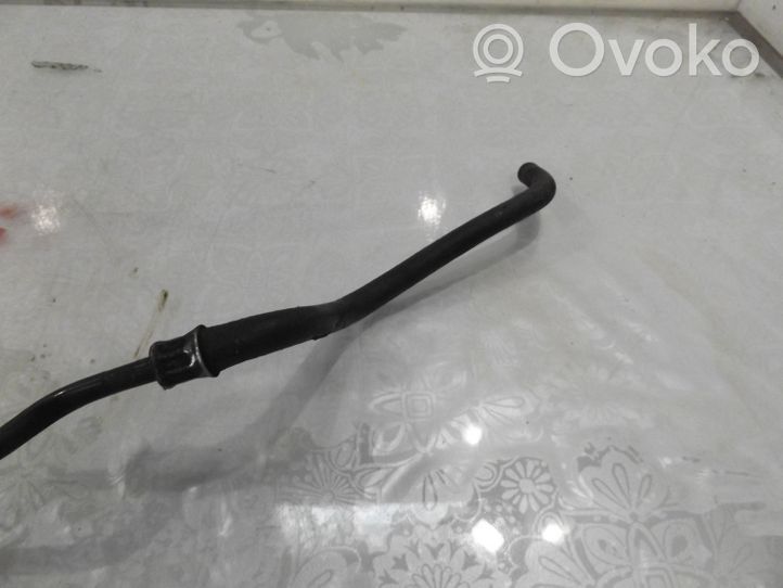 Opel Vectra B Fuel line pipe 